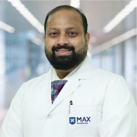 Dr Manoj Majhi