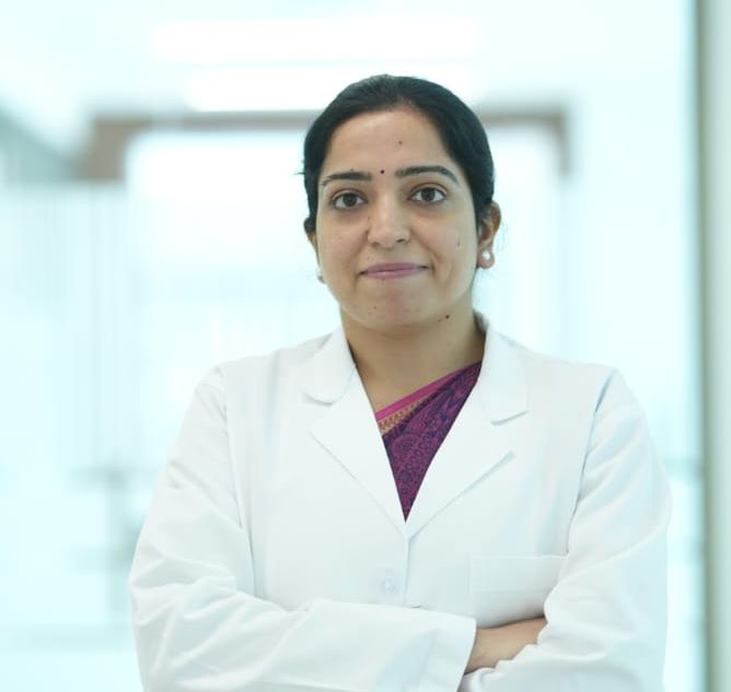 Dr. Priti Batra - Associate Consultant - GI, MAS & Bariatric Surgery - Laparoscopic / Minimal Access Surgery, Bariatric Surgery / Metabolic, Gastrointestinal Surgery
