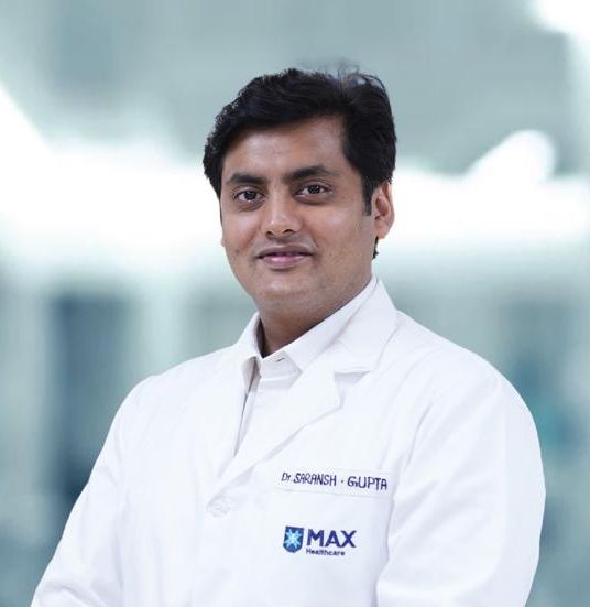Dr. Saransh Gupta - Senior Consultant - Orthopaedic Surgery - Spine Surgery