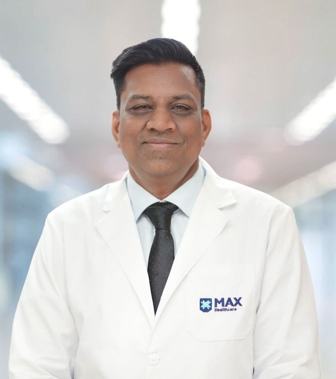 Dr Manish Kumar Aggarwal - Principal Director – Chest Diseases & Interventional Pulmonology - Pulmonology