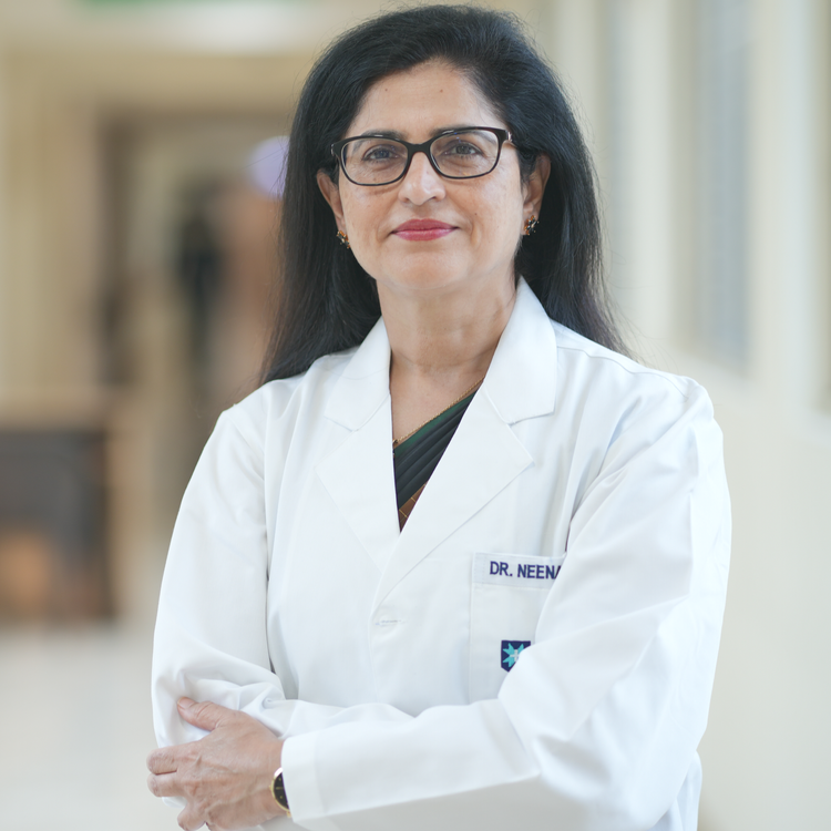 Dr. Neena Singh Kumar - Principal Director - Obstetrics & Gynaecology - Obstetrics And Gynaecology, Robotic Surgery, Gynaecologic Laparoscopy
