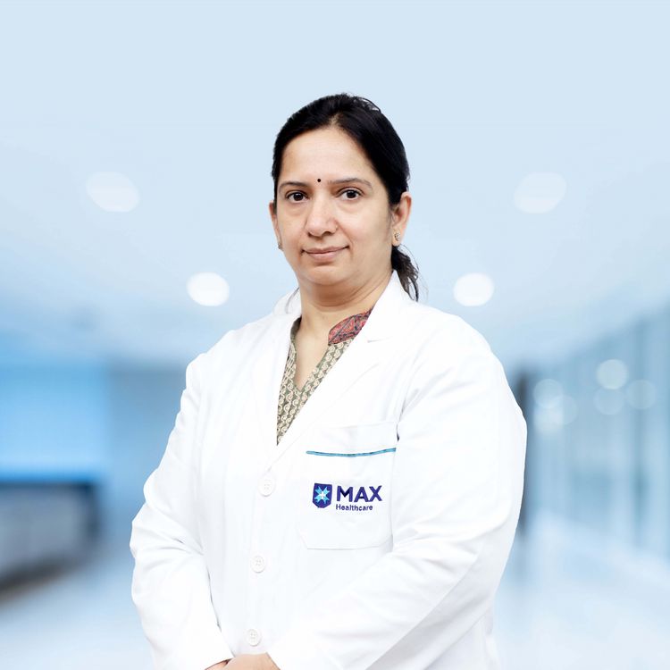 Dr. Neeti Pravesh - Senior Consultant - Internal Medicine - Internal Medicine