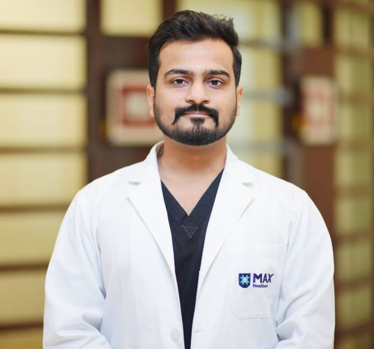 Dr Dixit Goyal - Consultant – Cardiology - Cardiology