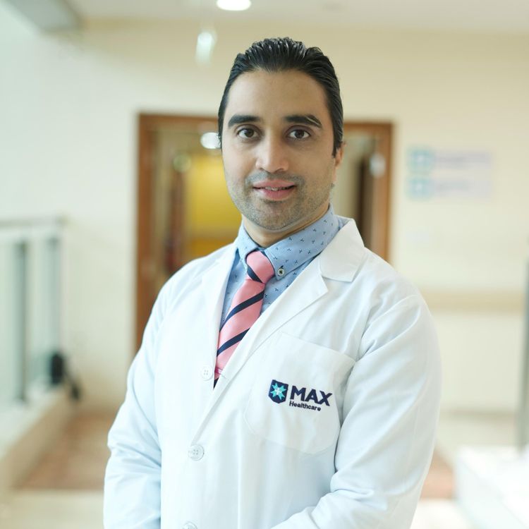 Dr Sameer Arbat - Senior Consultant - Pulmonology