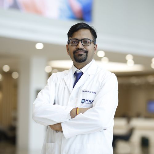 Dr. Gaurav Garg (Uro) - Principal Consultant - Urology/Andrology - Urology, Robotic Surgery
