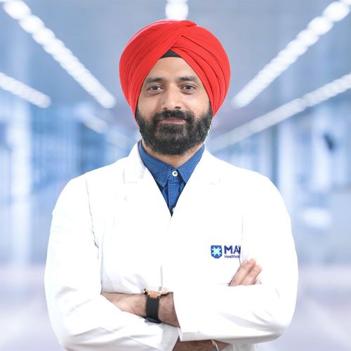 Dr Harmeet Singh - Principal Consultant and Head – Emergency Medicine - Emergency Medicine 