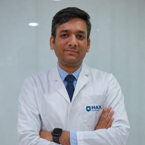 Dr Mohit Rakhecha