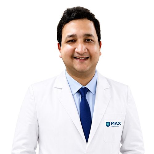 Dr Pranzal Garg