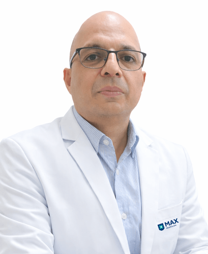 Dr. Tarun Goel - Senior Consultant - Internal Medicine - Internal Medicine 