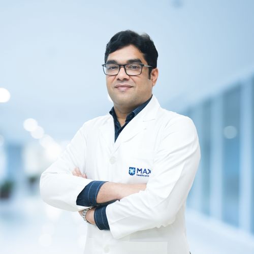 Dr. Yashdeep Rustagi - Associate Director - Urology, Robotic Surgery 