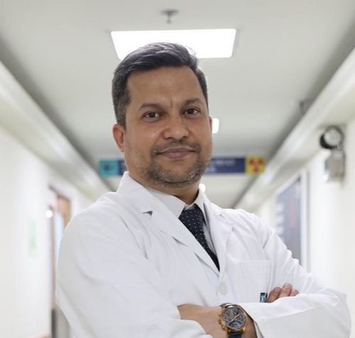 Dr. Arvinder Dhayal - Senior Consultant - Neuro & spine surgery - Neurosurgery, Spine Surgery 